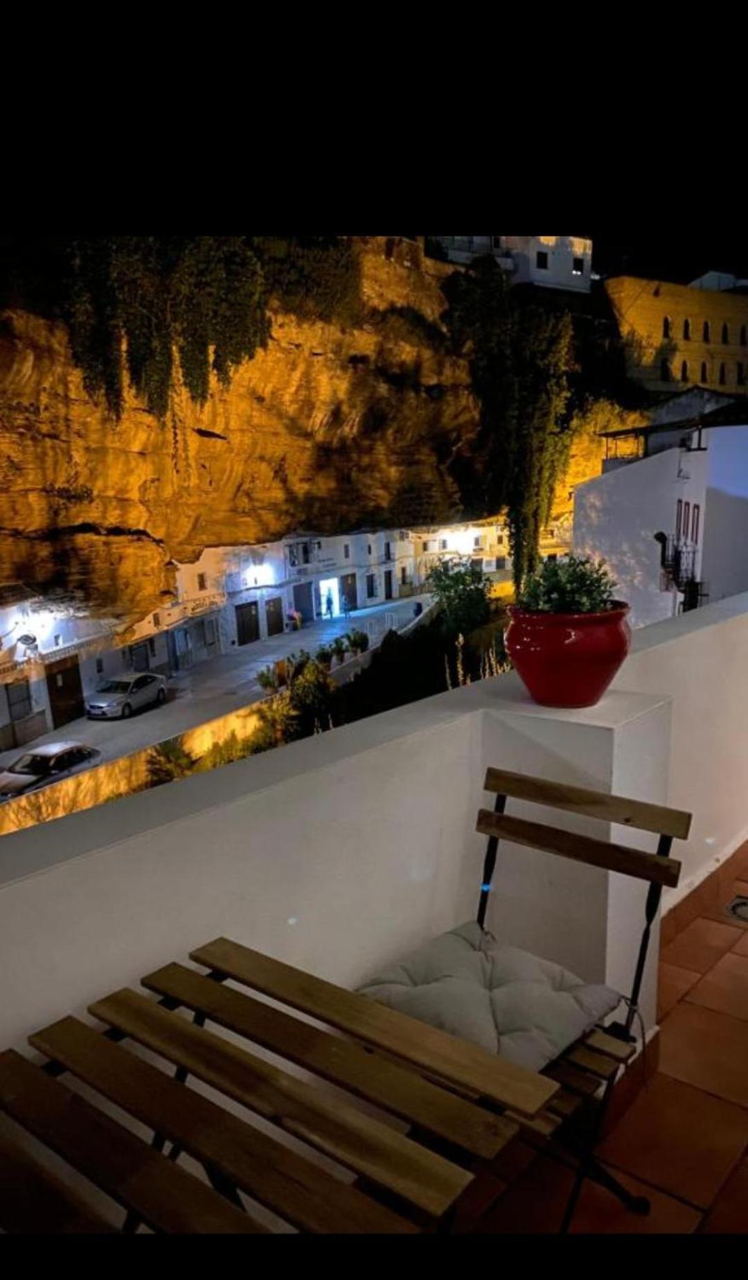 Casa Bajo La Roca Holiday home
